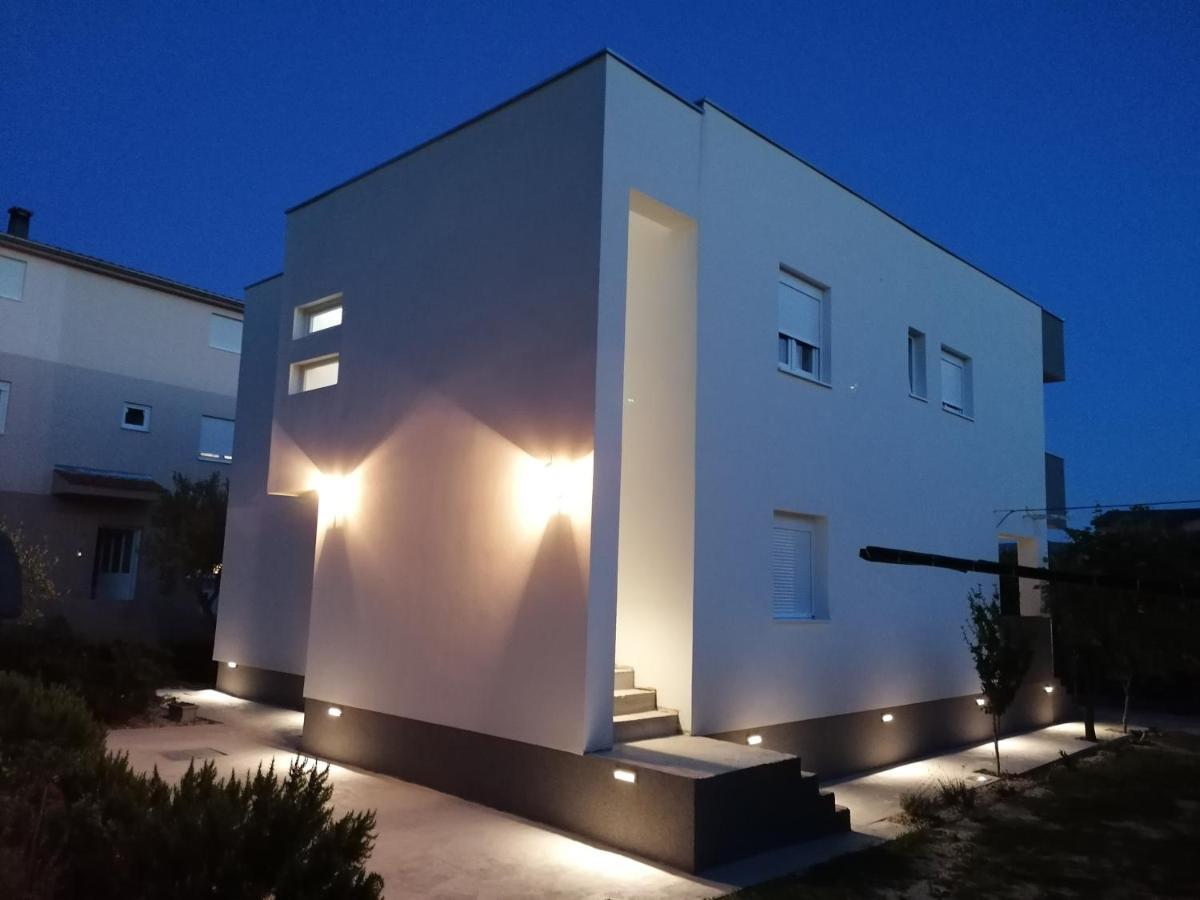Apartments Lota 스타리그라드 파클레니차 외부 사진