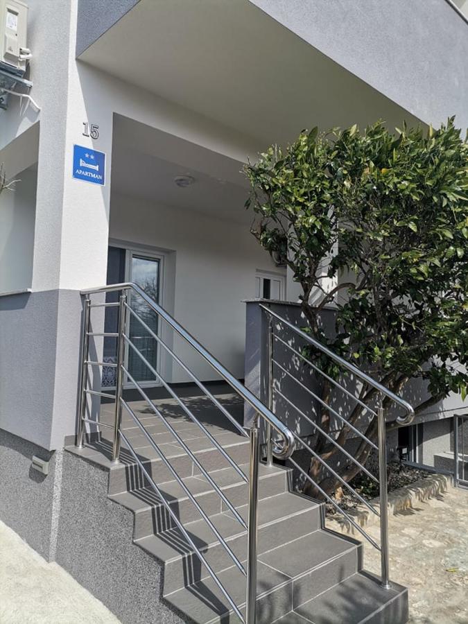 Apartments Lota 스타리그라드 파클레니차 외부 사진